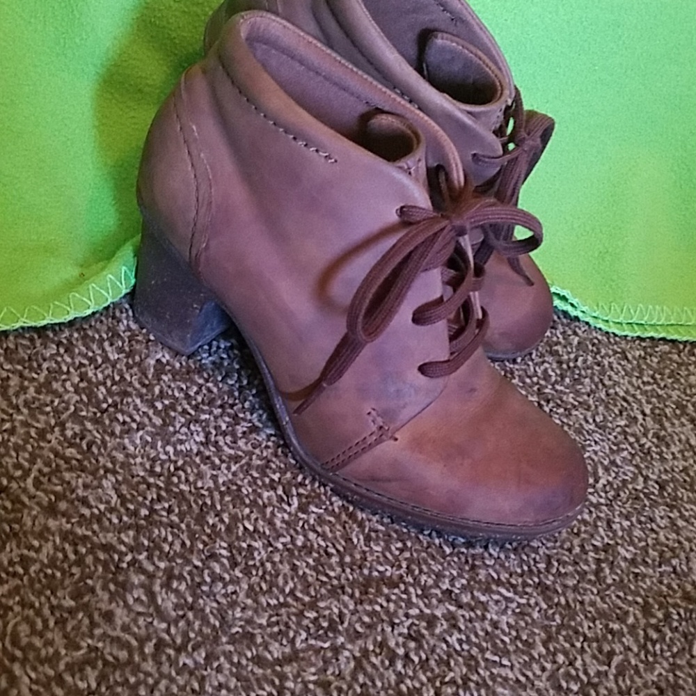 Clark shoes